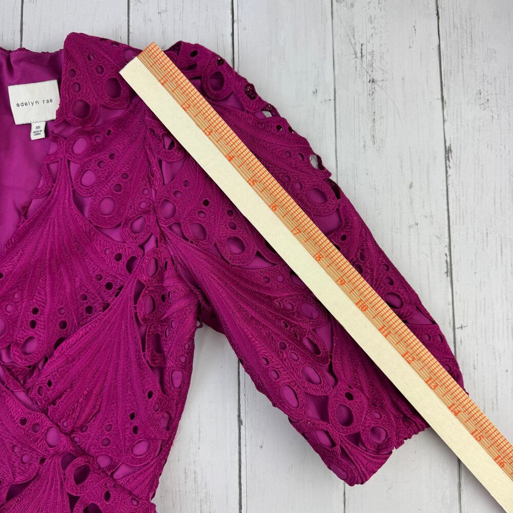 Adelyn Rae Berry Pink Purple Kinsley Puff Sleeve Lace Midi Dress Size X-Small - Picture 13 of 14